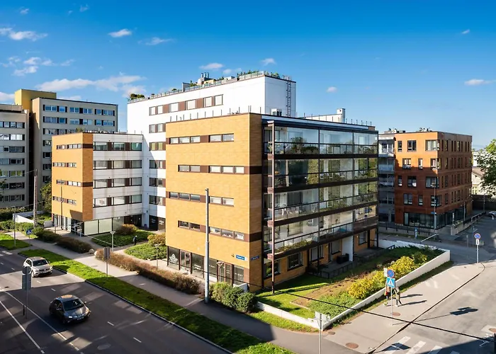 Apartman 2-Bedroom Apartment With Parking And Balcony Next To Old Town Tallinn