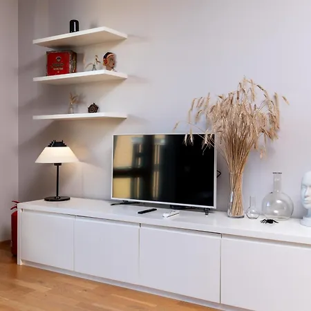 2-Bedroom Apartment With Parking And Balcony Next To Old Town Reval